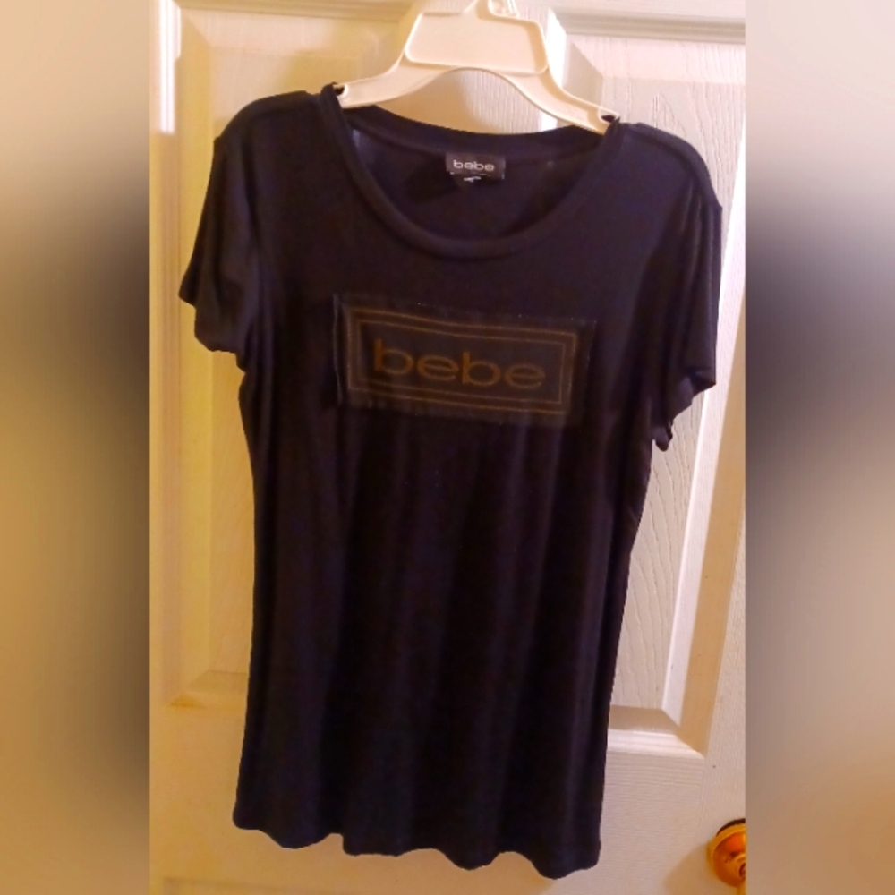 Bebe Black Graphic Fitted Short Sleeve Tee